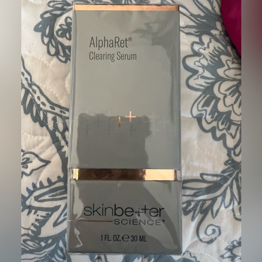 Skinbetter AlphaRet Clearing Serum— sealed in box!! 1 fl oz